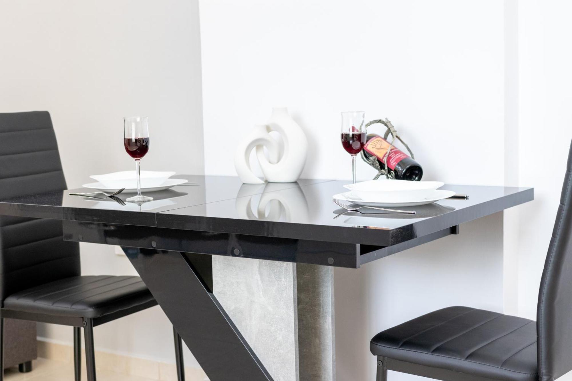 H4 Art Sparta Apartment ภายนอก รูปภาพ